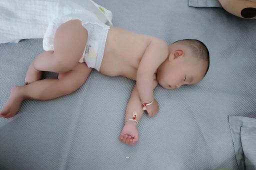 海东宝宝短发型女